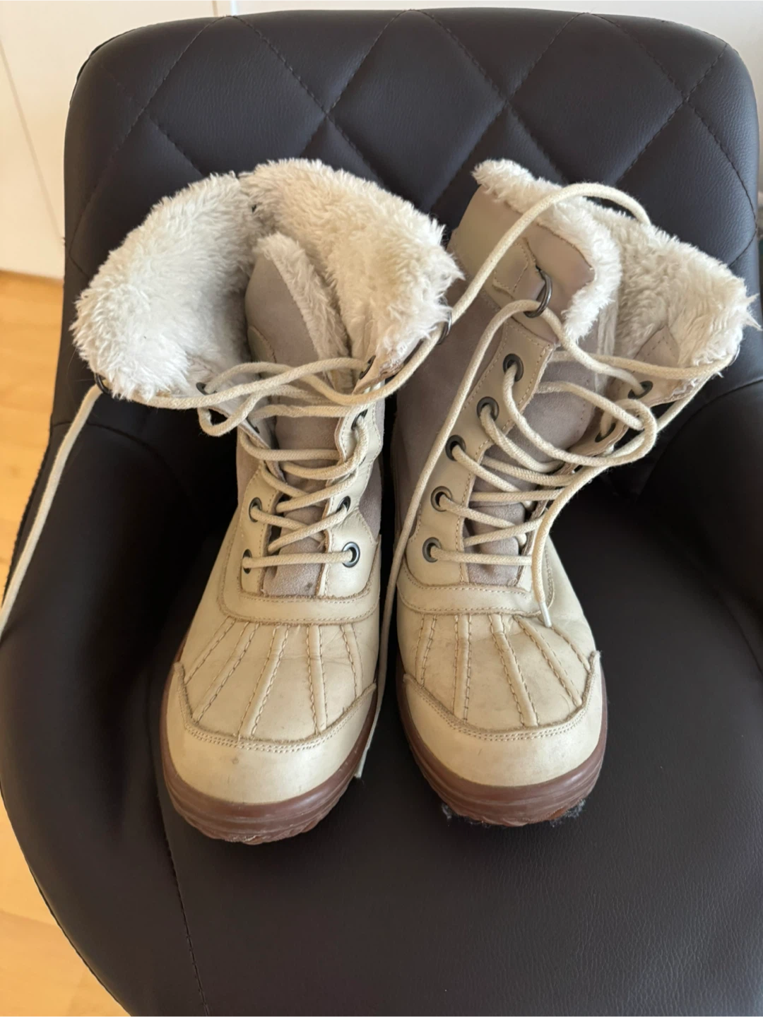 Artica- Cream Winter Boots with Fur (Browns)