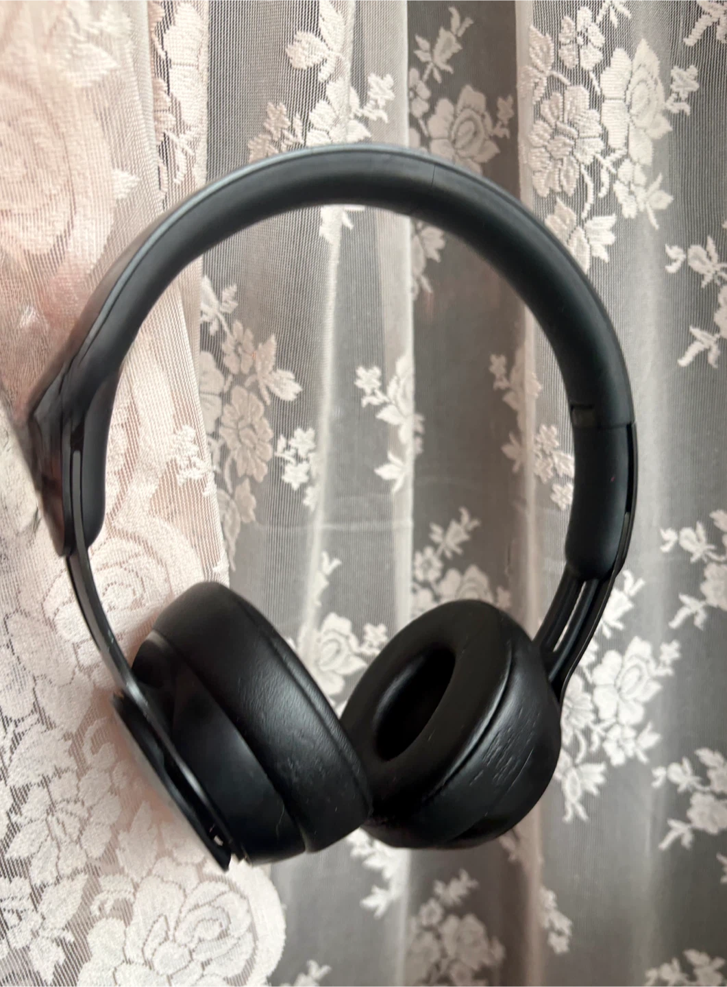 Beats Solo Noise Cancelling Headphones 🥕 - photo 4