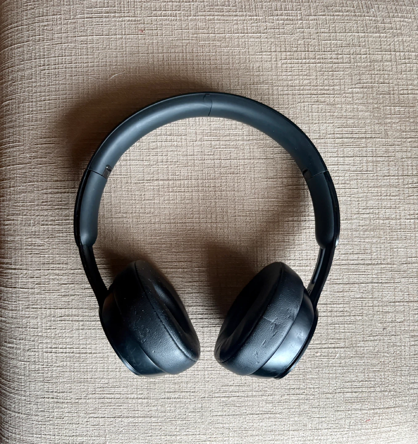 Beats Solo Noise Cancelling Headphones 🥕