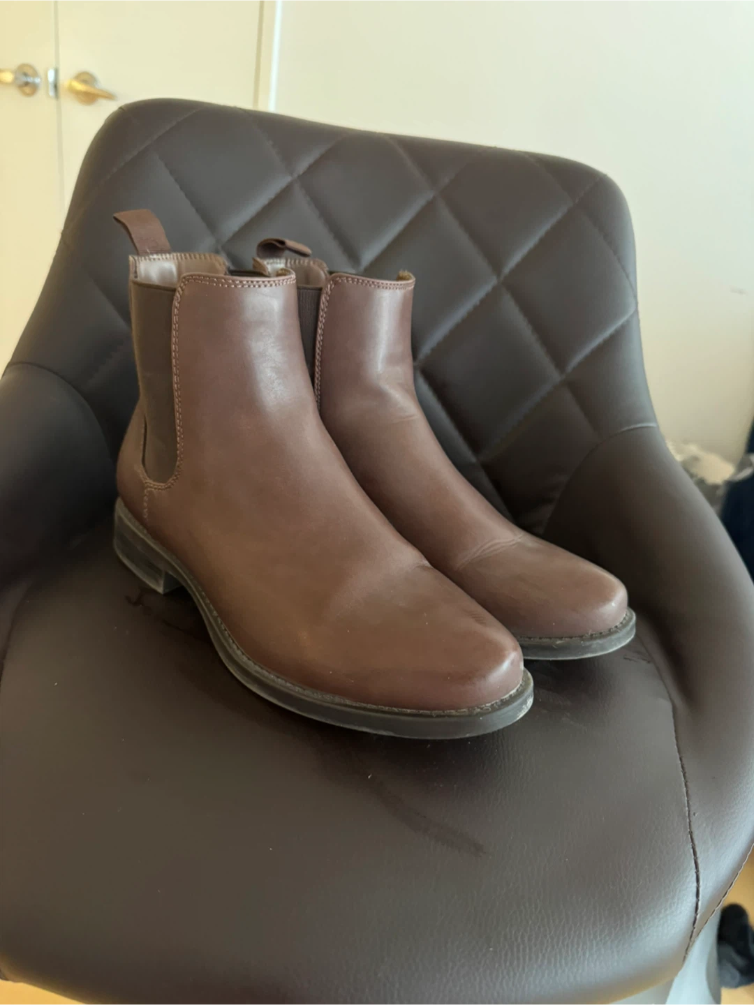 Brown Leather Chelsea Boots - photo 2