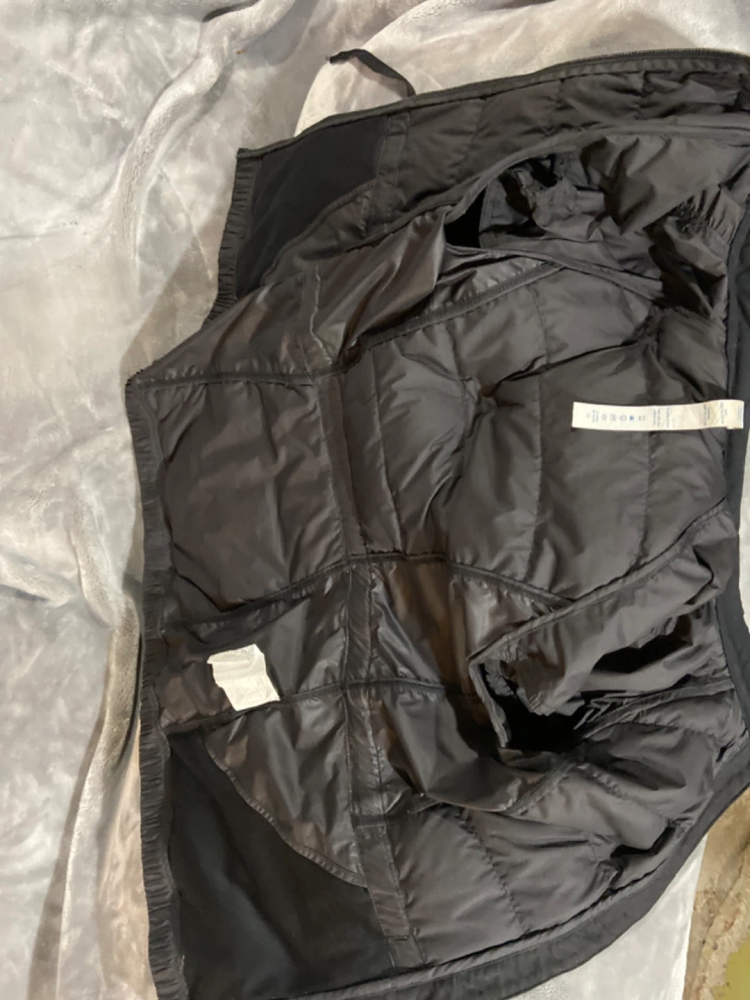 Lululemon Athletica Black Insulated Vest with Hood - Size 4 - photo 2