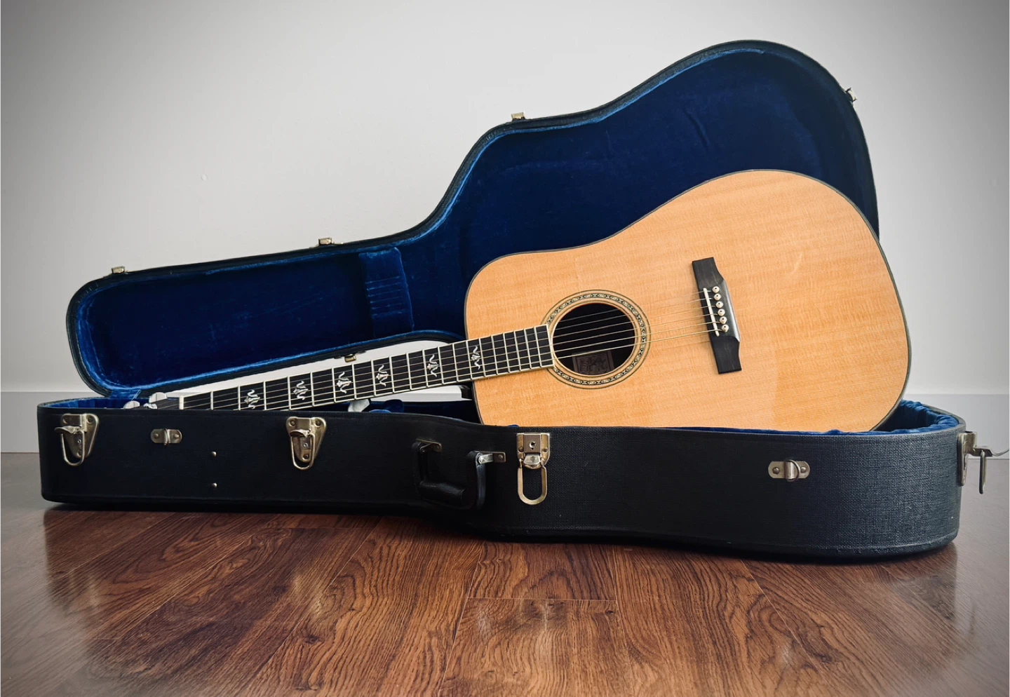 Rare 1987 Jean Larrivée Acoustic Guitar | Canadian Made | w/Case - photo 2