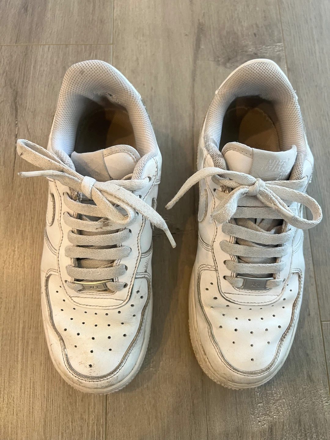 Preowned Sneaker Nike