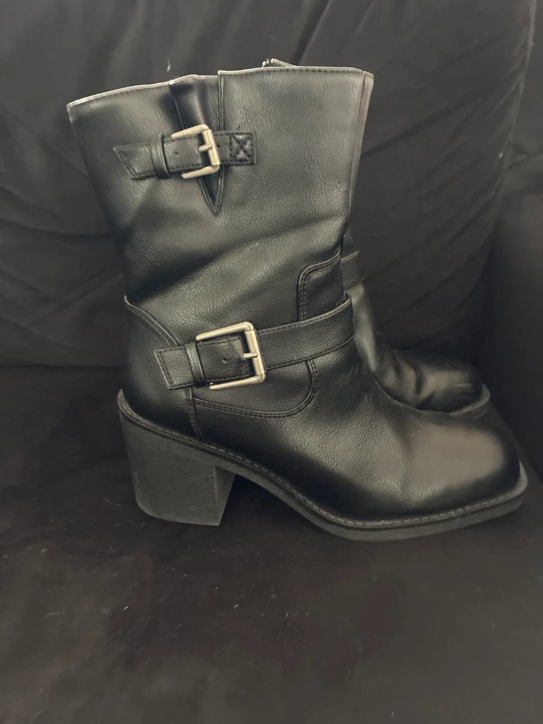 Black Faux Leather Boots Size 7.5M - photo 4