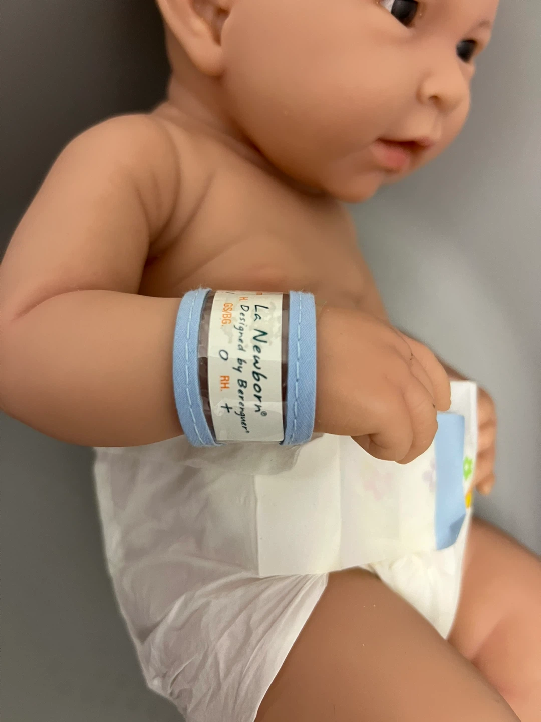 La Newborn "Designed by Berenguer" Realistic Baby Doll - photo 3