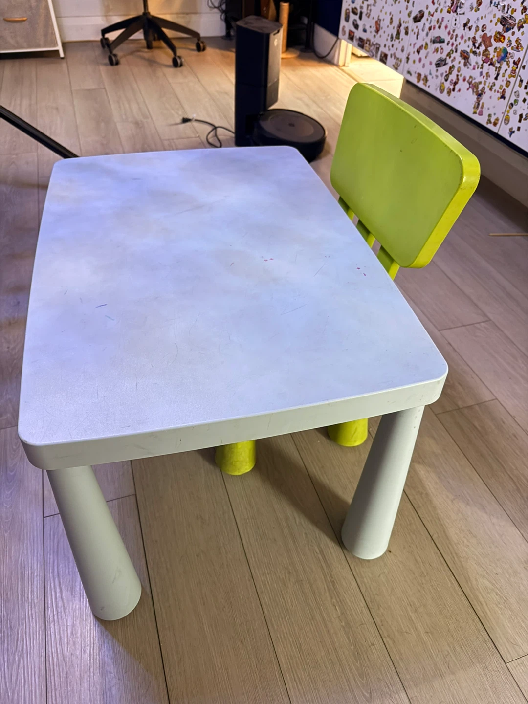 Kids Table and two Chair Set