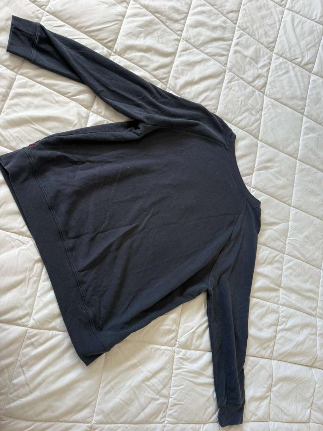Levi’s Black Cropped Glitter Logo Crewneck Sweatshirt Size M - photo 3