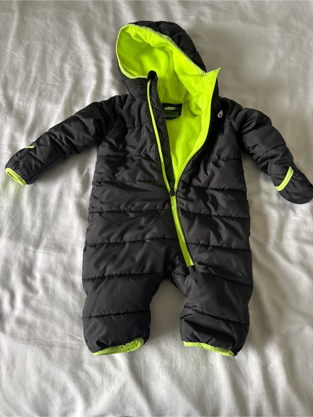 Nike Baby Snowsuit 6 months Black/Neon Yellow Size 6-9M