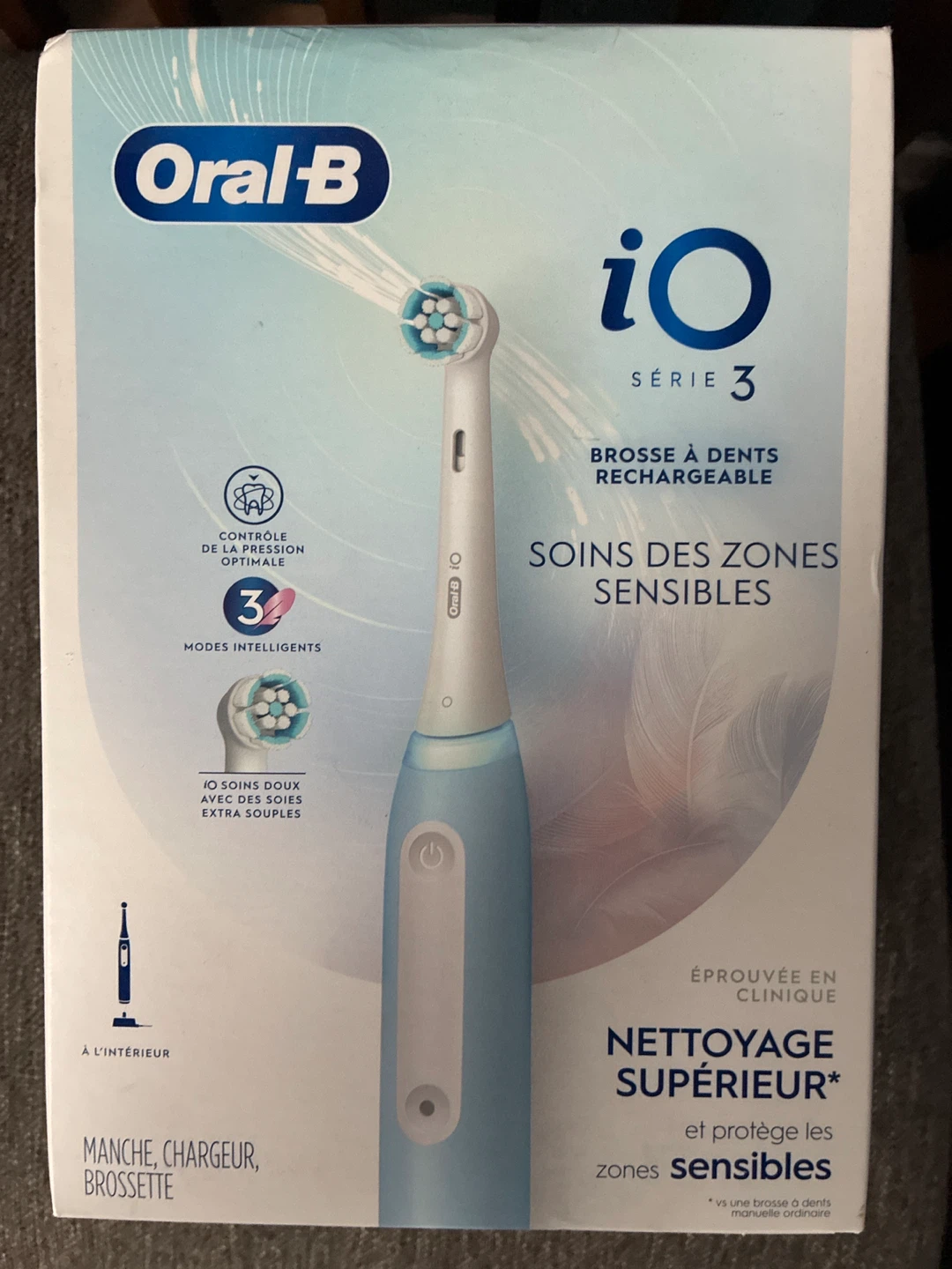 Oral-B iO Series 3 Electric Toothbrush - Blue