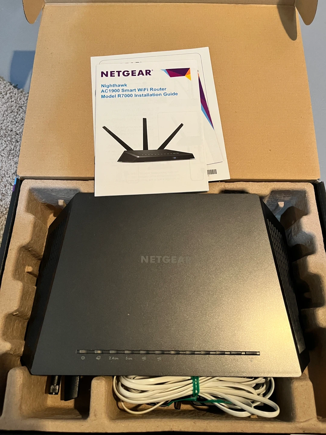 NETGEAR Nighthawk AC1900 Smart WiFi Router R7000 - photo 3