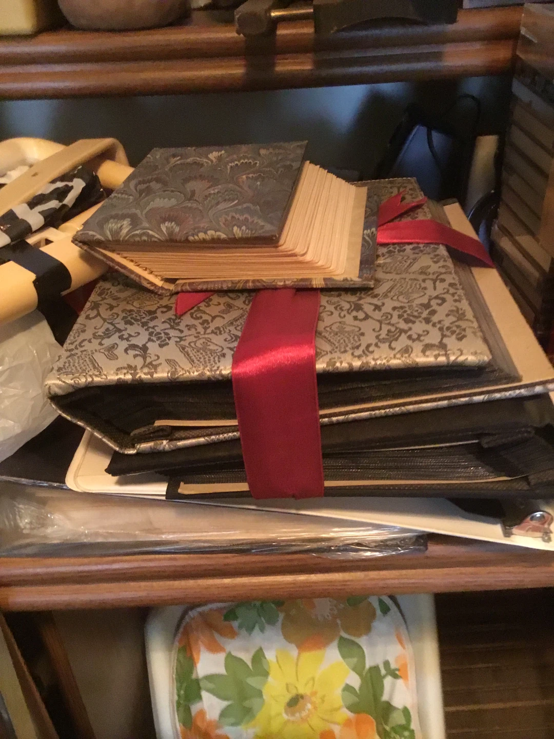 Photo albums-never used - Last Day Tues 3/31