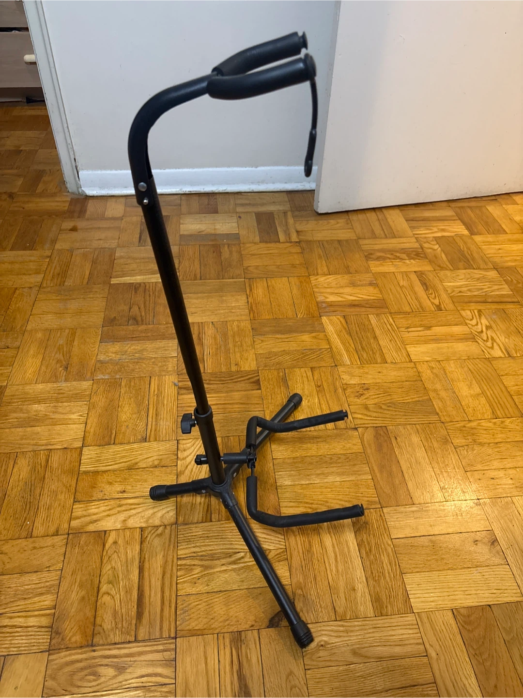 Black Foldable Guitar Stand - photo 2