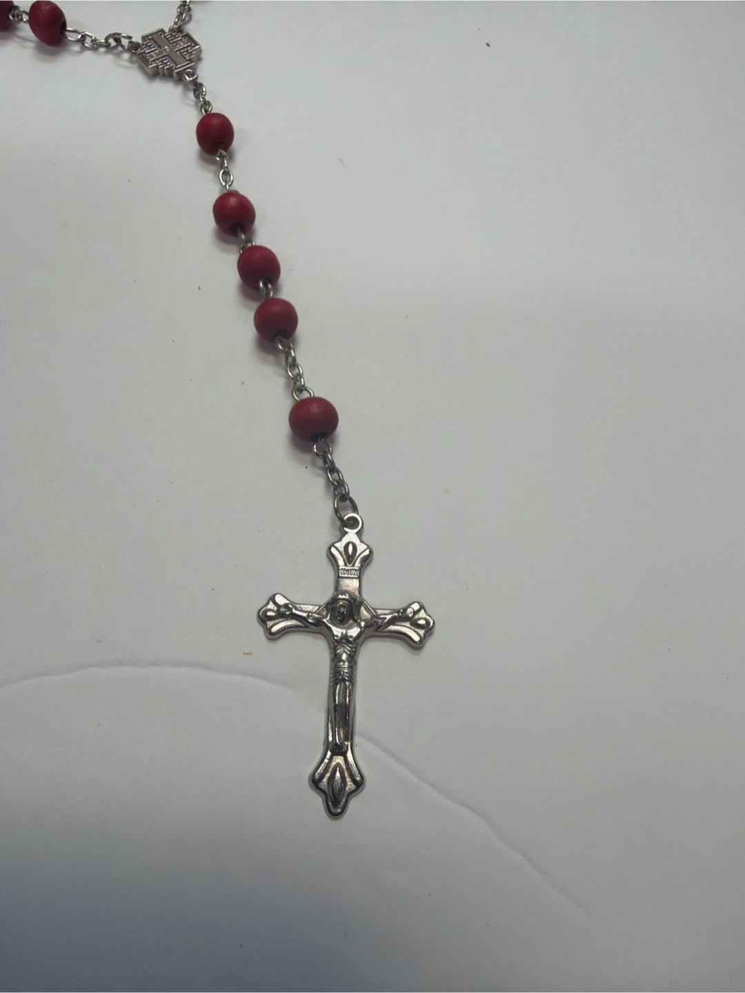 Red Beaded Rosary with Crucifix and Container - photo 2