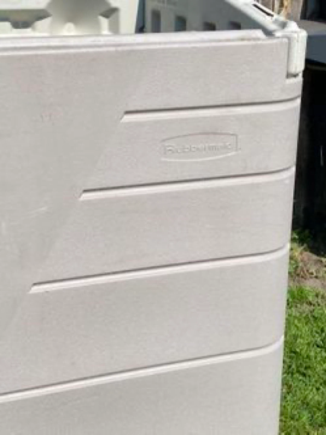 Rubbermaid Storage Shed - photo 4