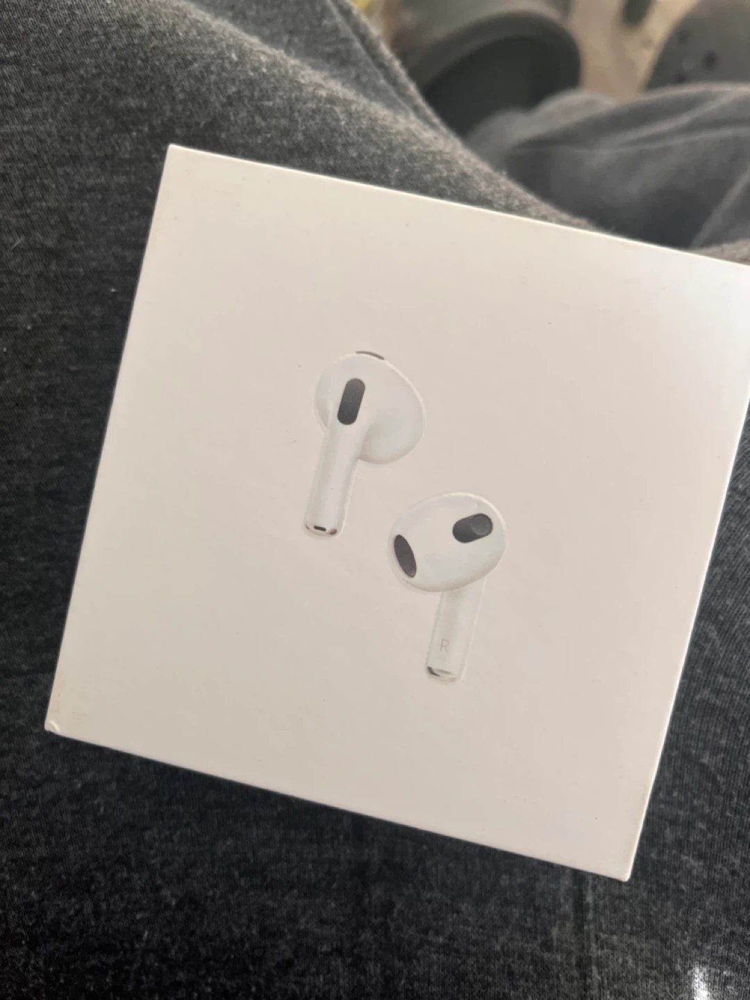 Apple AirPods (3rd generation) with MagSafe Charging Case
