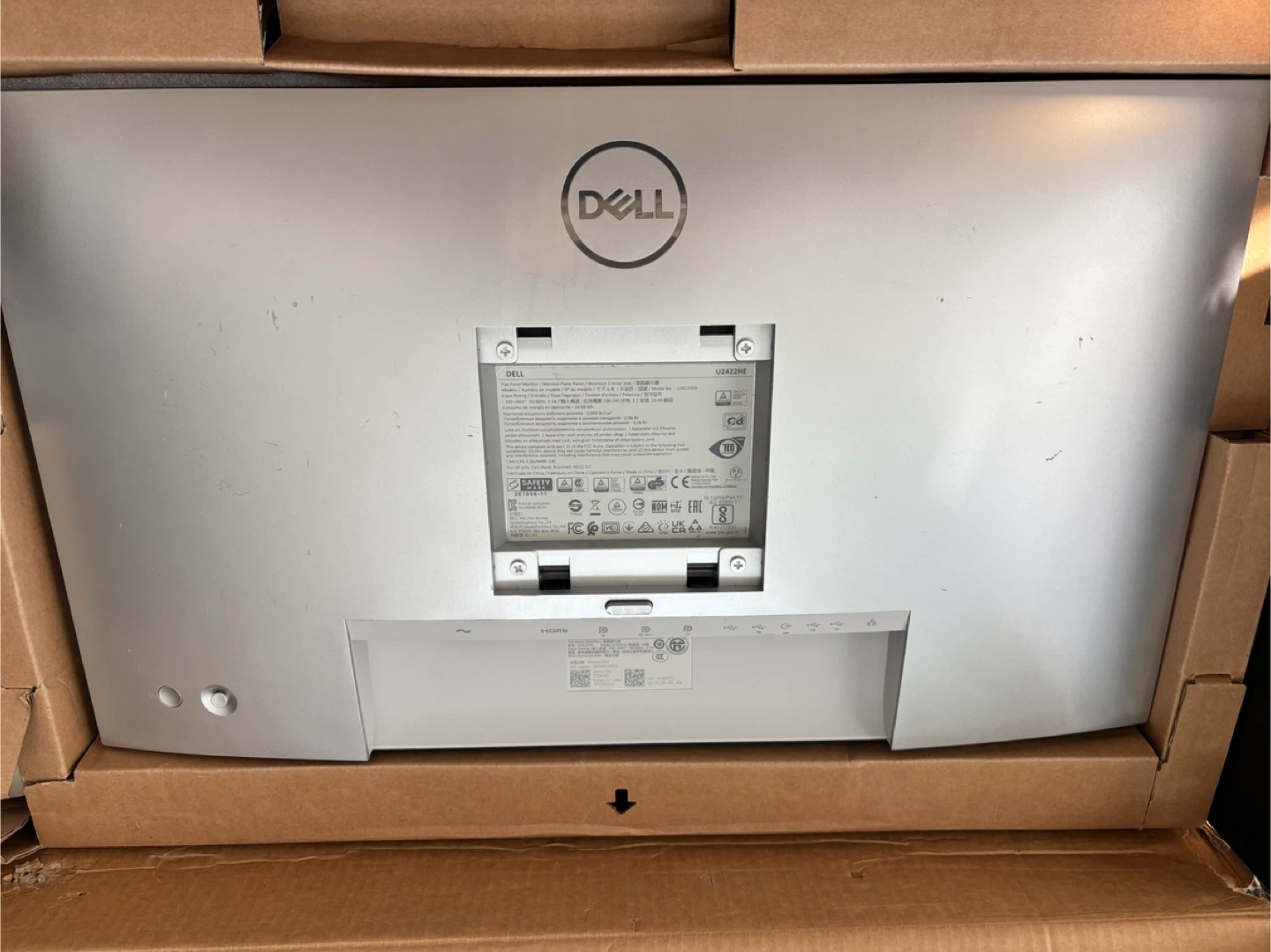 Open Boxed: Dell 24” USB Hub Monitor - U2422HE - photo 2