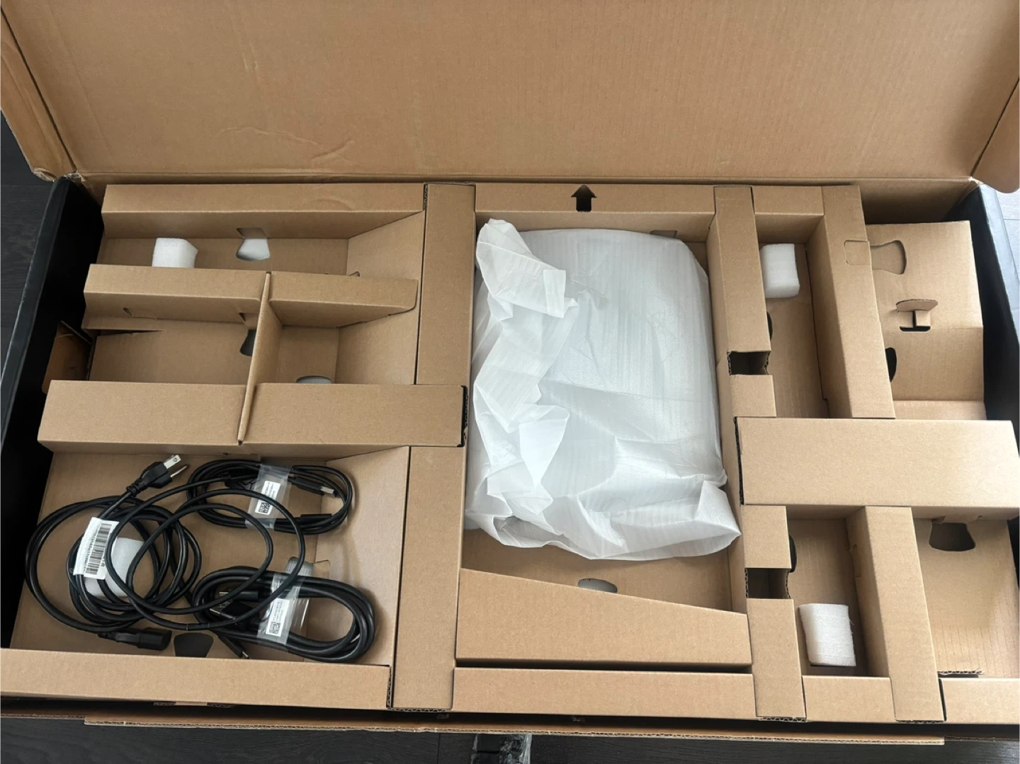 Open Boxed: Dell 24” USB Hub Monitor - U2422HE - photo 5
