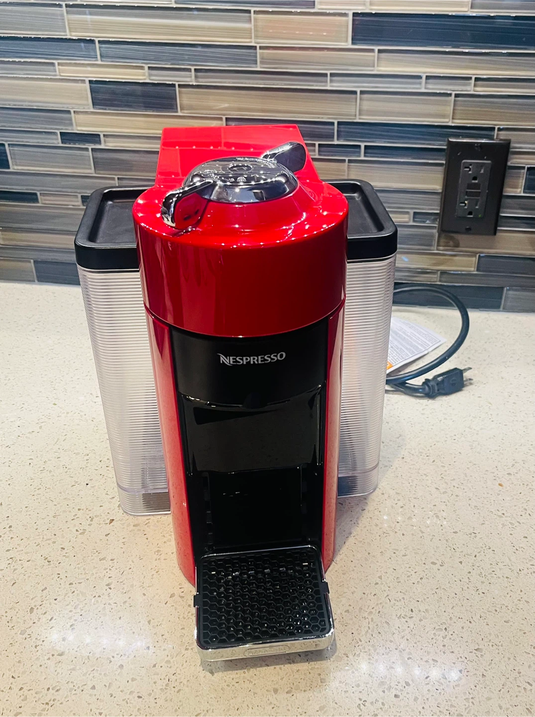 Nespresso VertuoPlus Coffee Machine - Red - photo 3