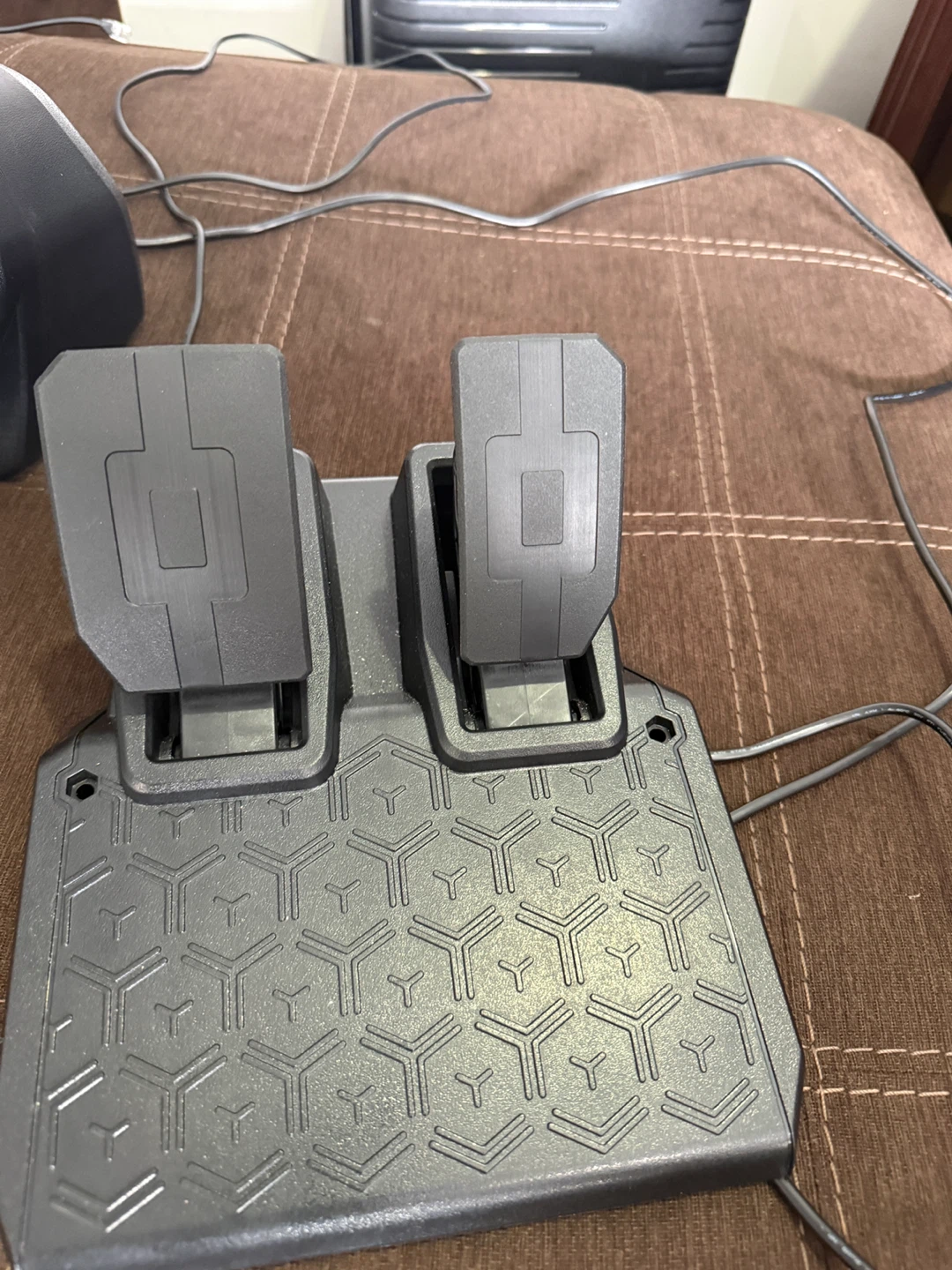 Thrustmaster Ferrari Racing Wheel & Pedals - photo 3