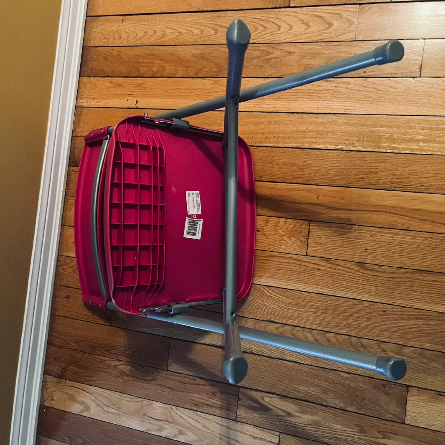 Pink Folding Chair - photo 3