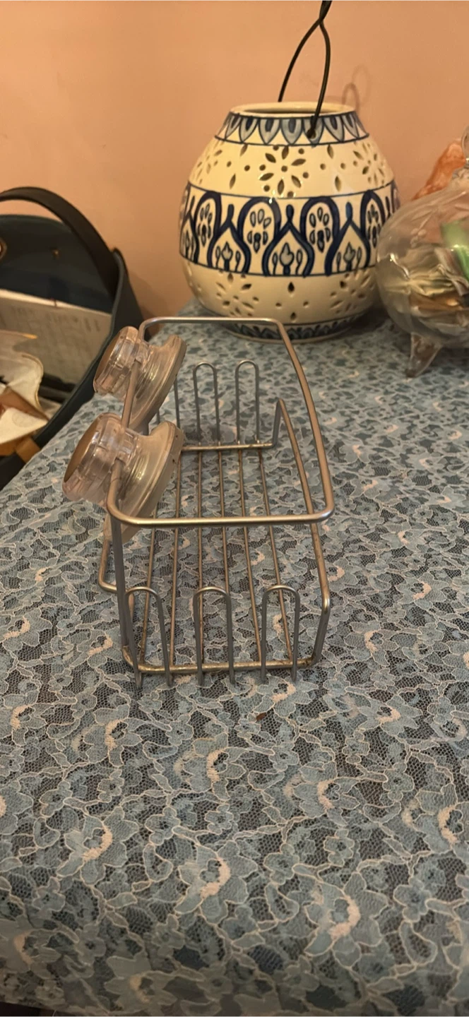 Wire Shower Caddy with Suction Cups