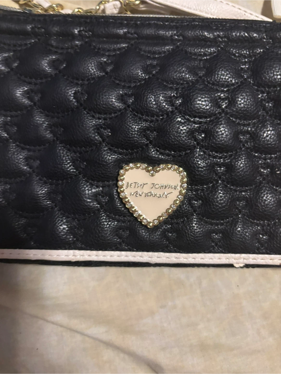 Betsey Johnson Quilted Heart Shoulder Bag - photo 2