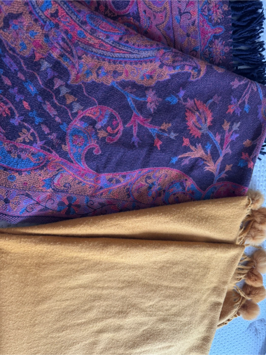 2 Scarves - Paisley & Yellow with Tassels - photo 2