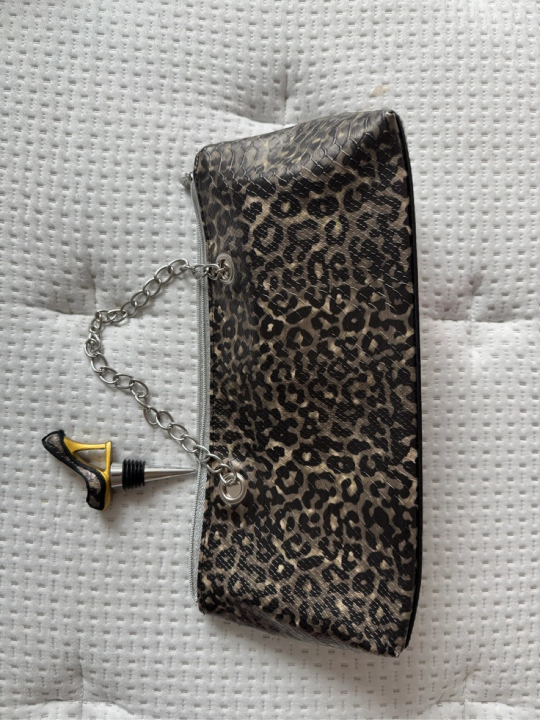 Insulated Leopard Print Wine Bottle Bag with Stopper