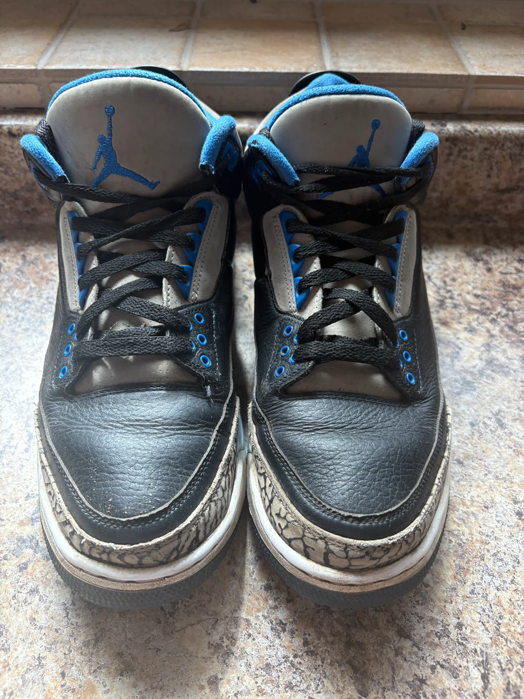 Air Jordan 3 Retro Sneakers - photo 4