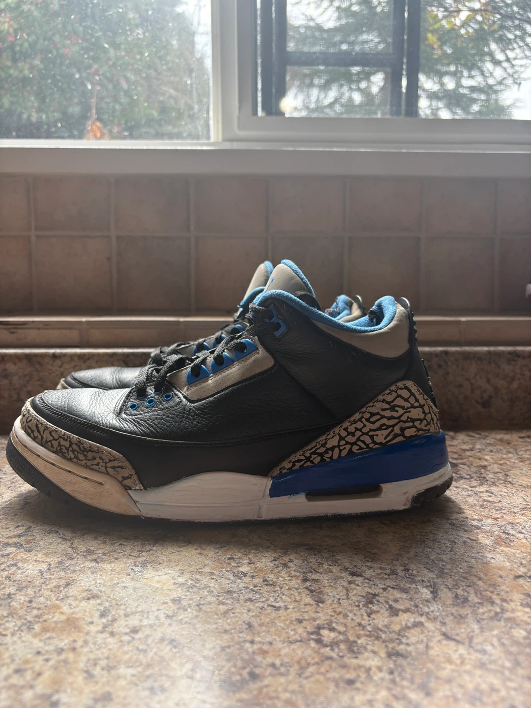 Air Jordan 3 Retro Sneakers - photo 3