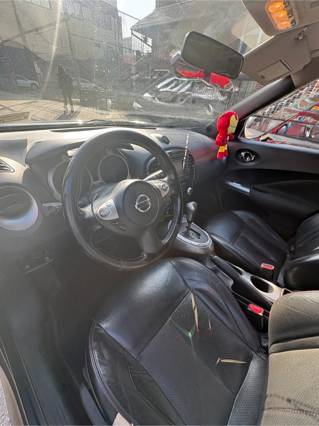 Black Nissan Juke - photo 5