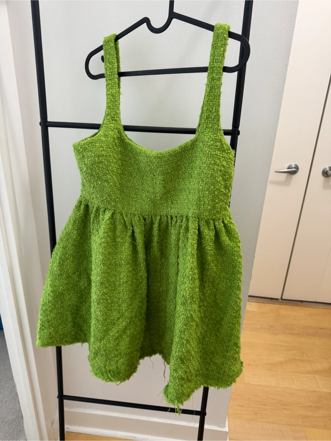 Assorted branded dresses for SALE - photo 3