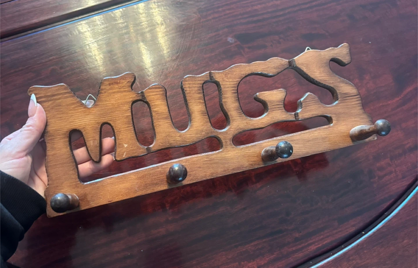 Wooden "Mugs" holder