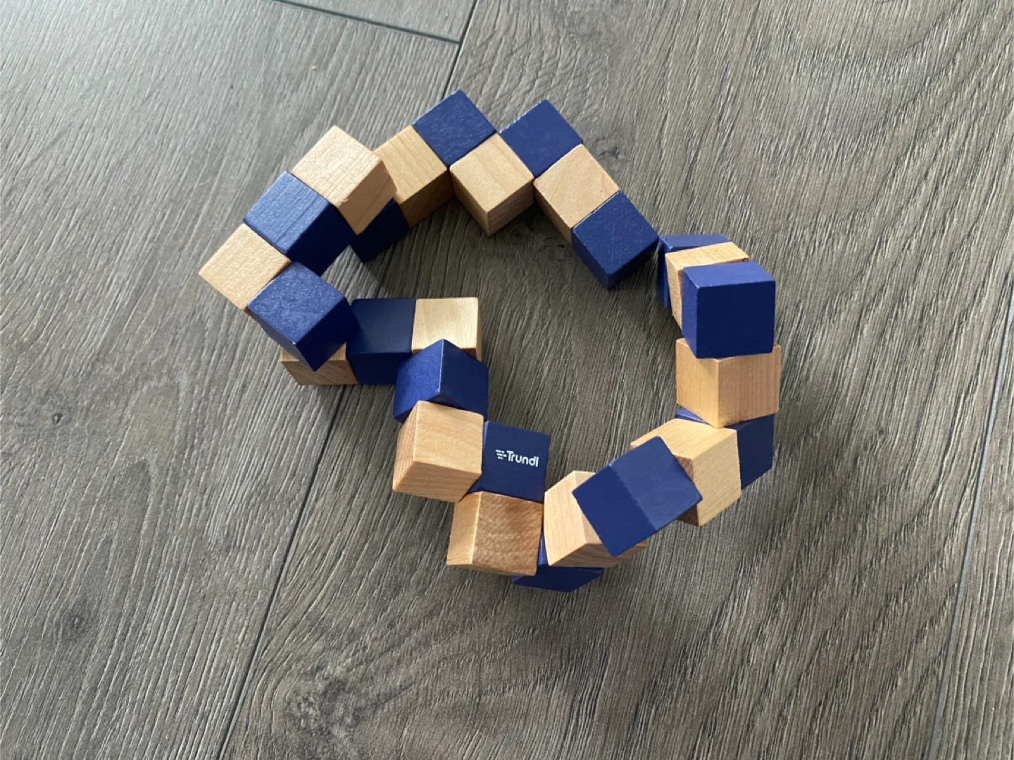 🥕wooden cube puzzle decoration