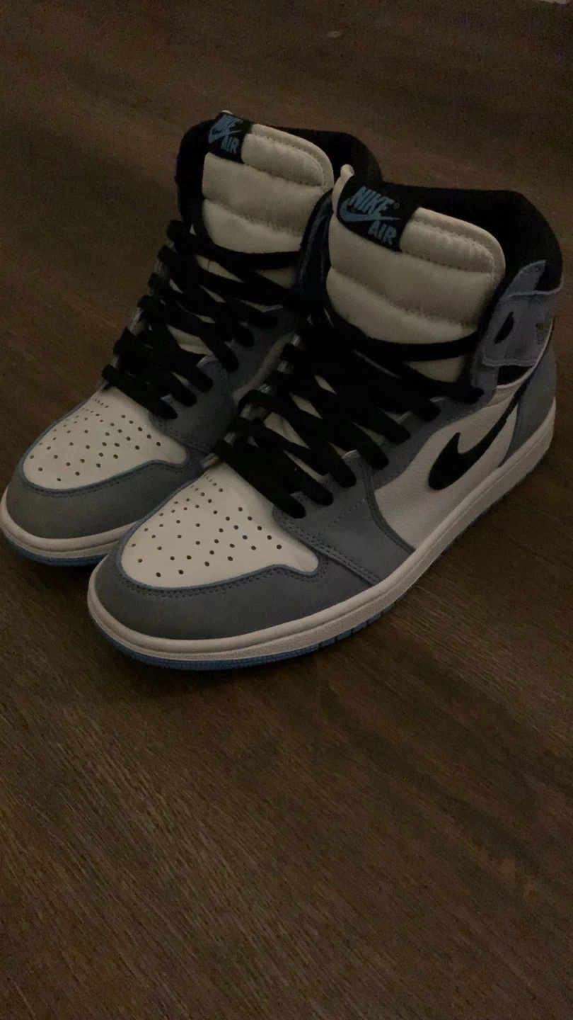 Nike Air Jordan 1 High OG "University Blue" - photo 2
