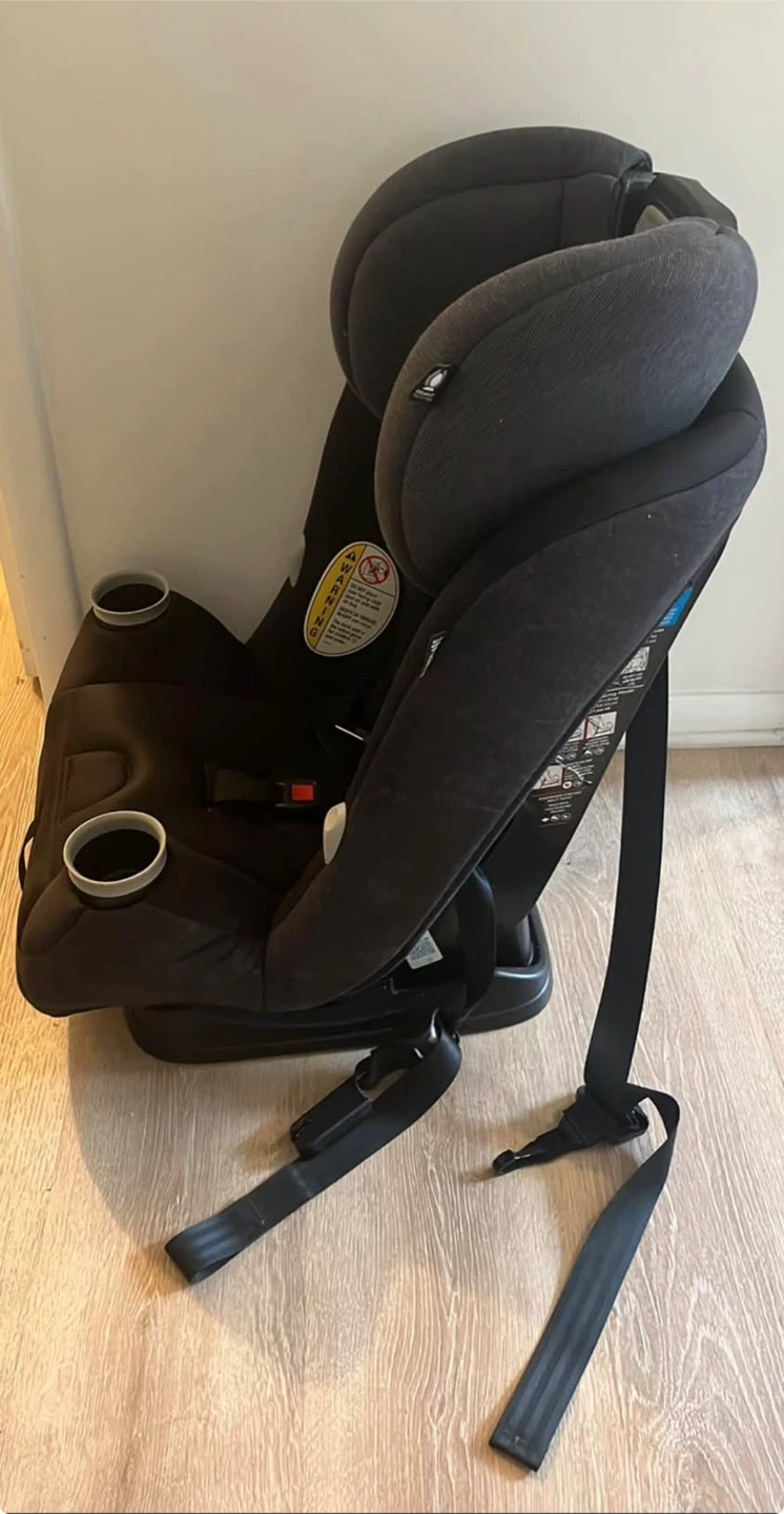 Maxi-Cosi Convertible Car Seat