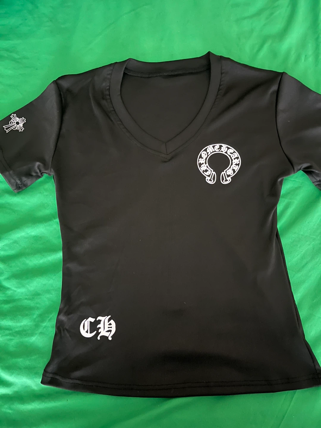 Chrome Hearts Black V-Neck T-Shirt - photo 2