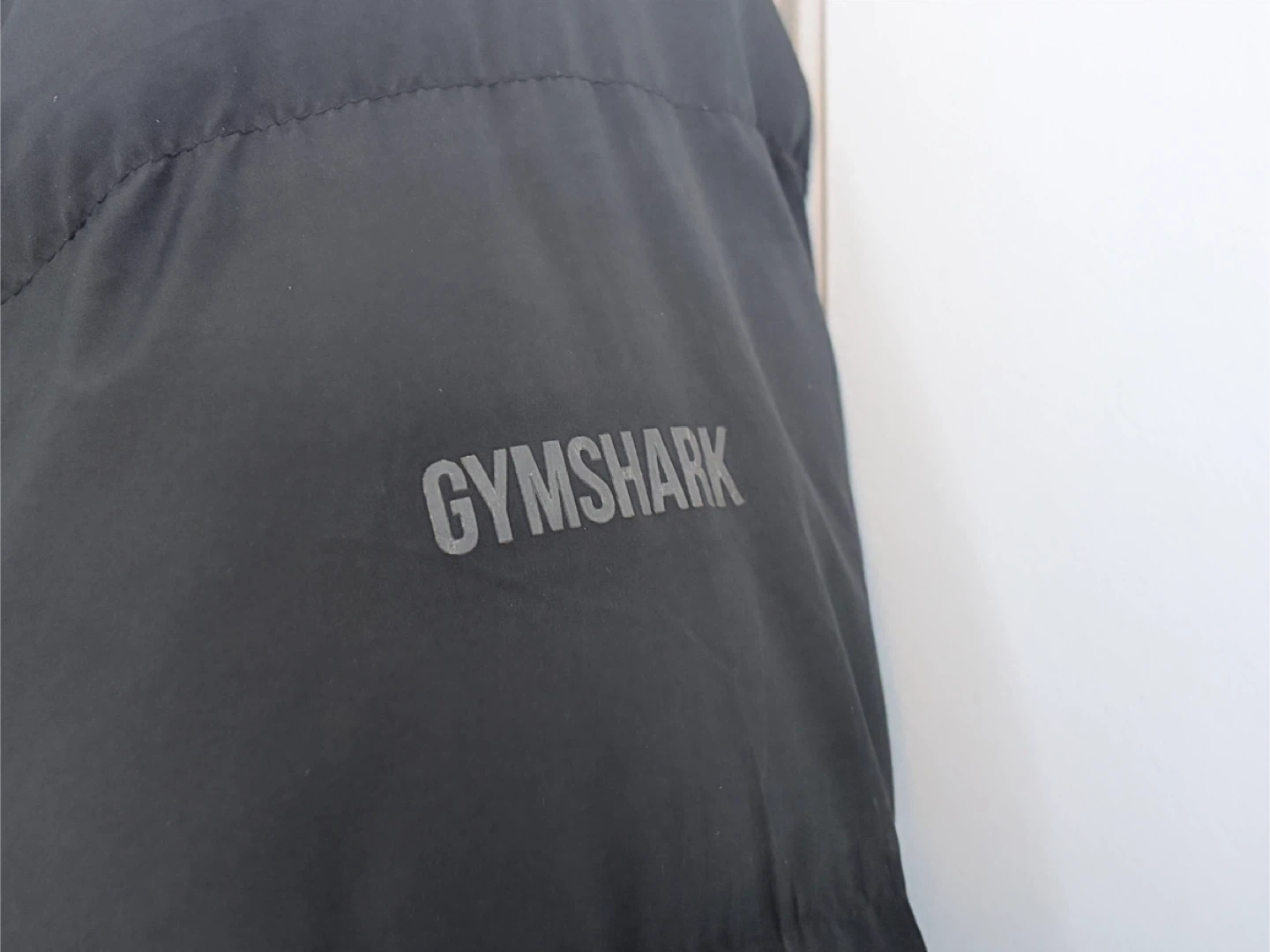 Gymshark Puffer Jacket Men’s Size Large - photo 4