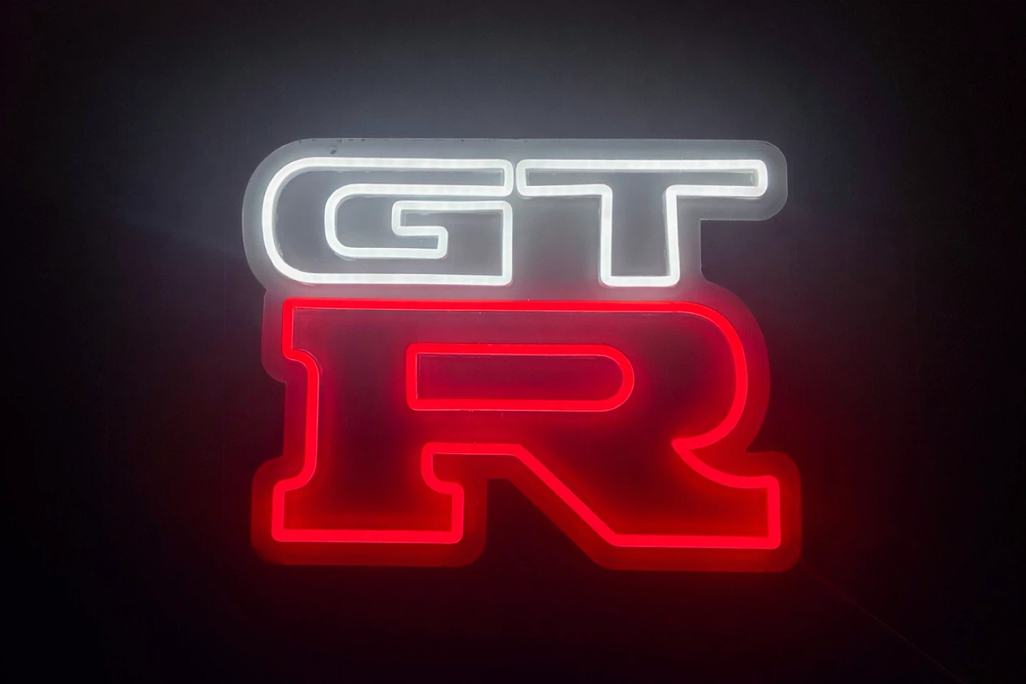 The Nissan GTR Neon Light