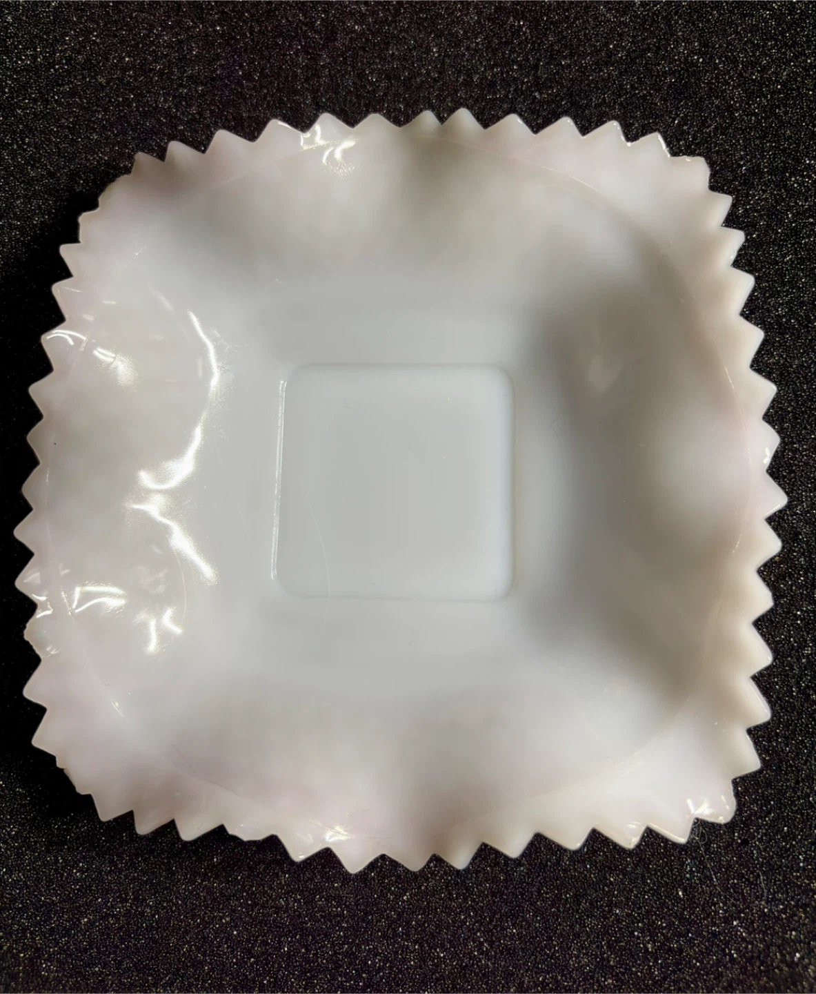 Vintage Milk Glass Vanity Dish Jewelry Holder - photo 3