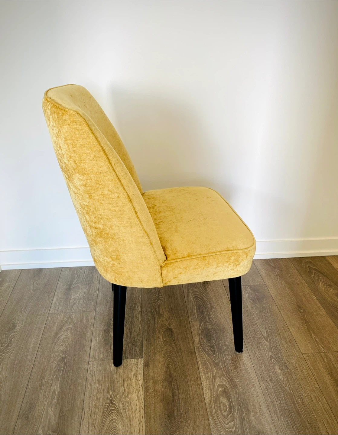 Yellow Velvet Accent Chair - photo 2