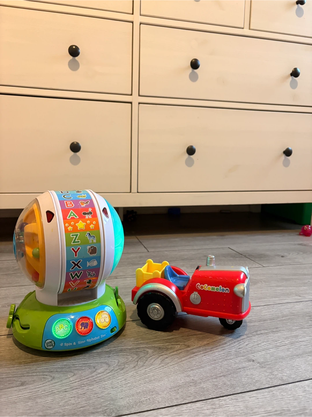 LeapFrog Spin & Sing Alphabet Zoo and CoComelon Tractor