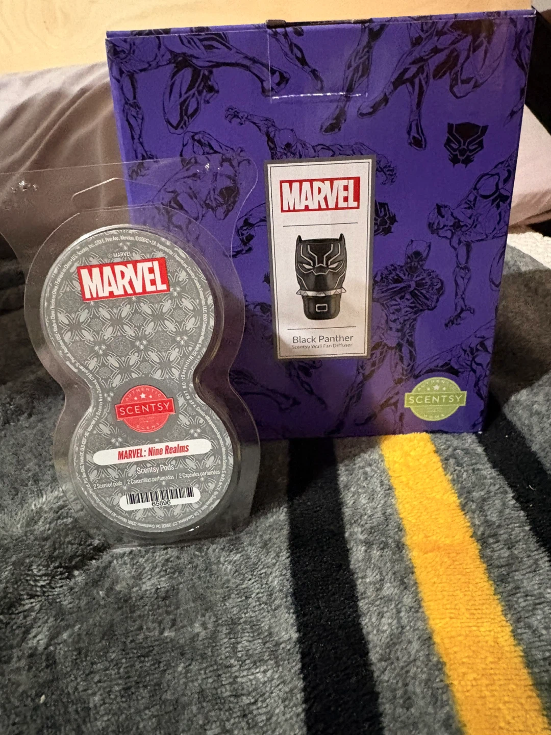 Scentsy Black Panther Wall Fan Diffuser and Nine Realms Pods