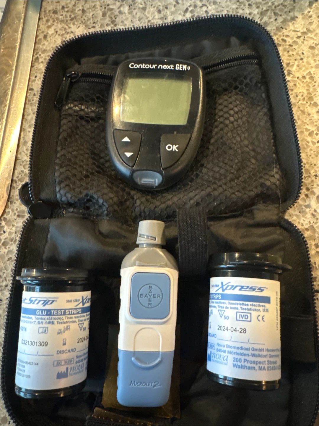 Bayer Contour Next Gen Blood Glucose Meter Kit with Test Strips