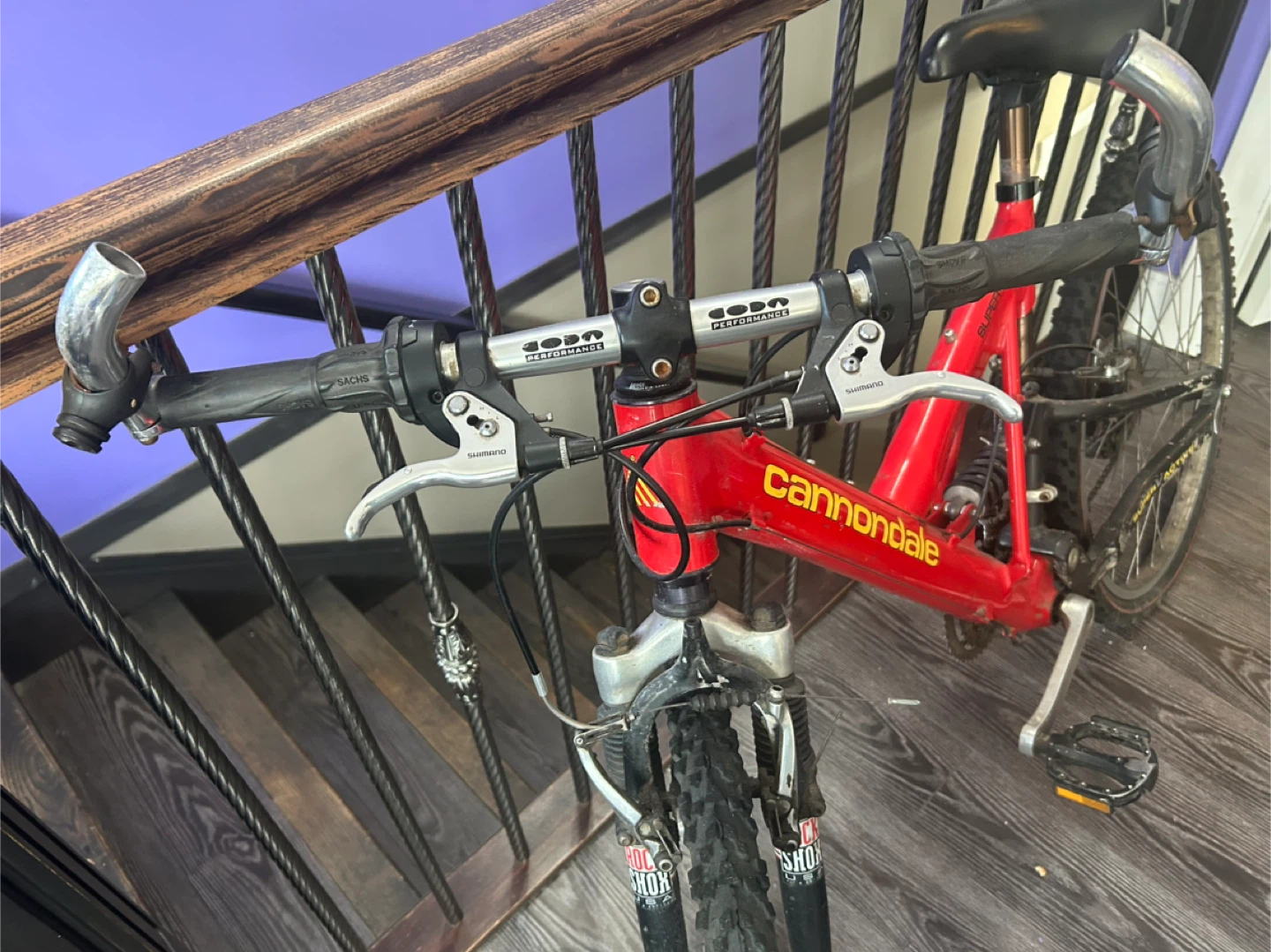 Red cannondale bike - photo 2