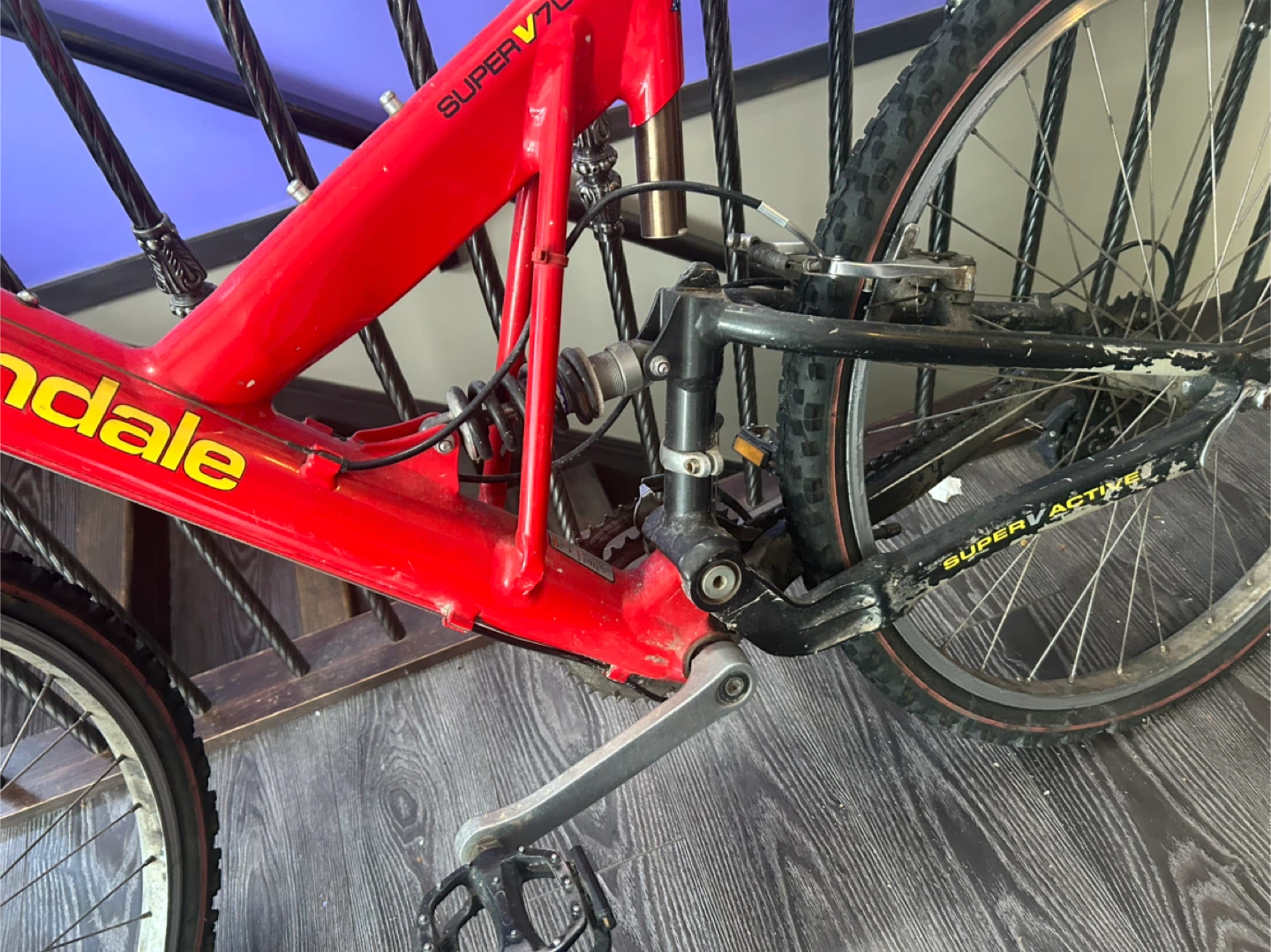 Red cannondale bike - photo 3