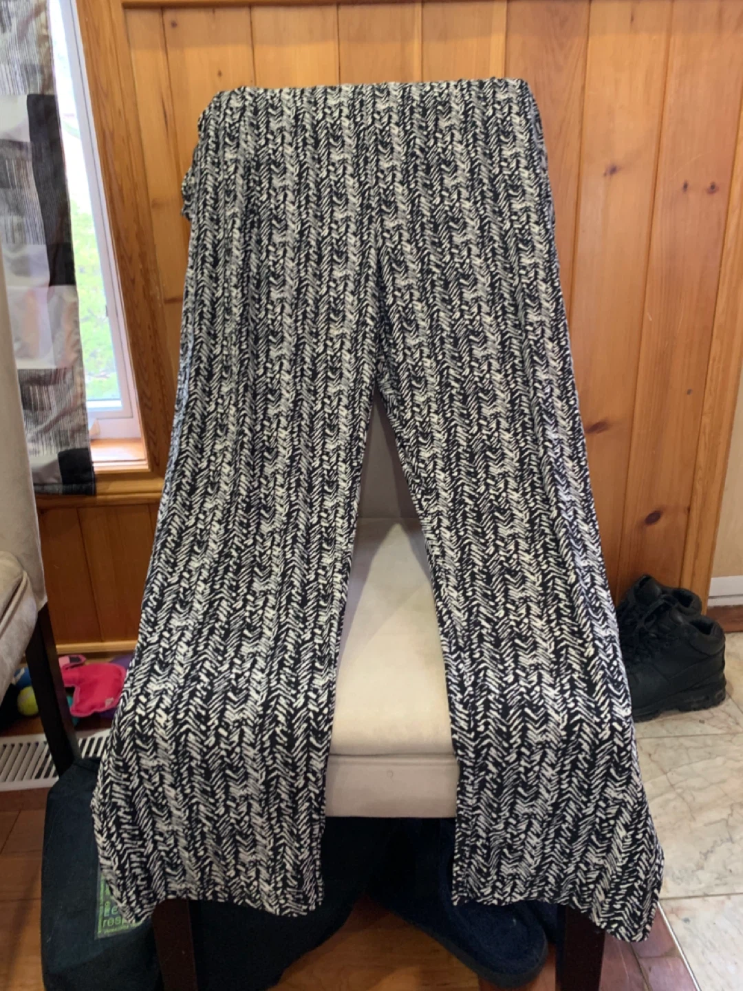 Plus size Women's Black and beige Patterned Wide Leg Pants
