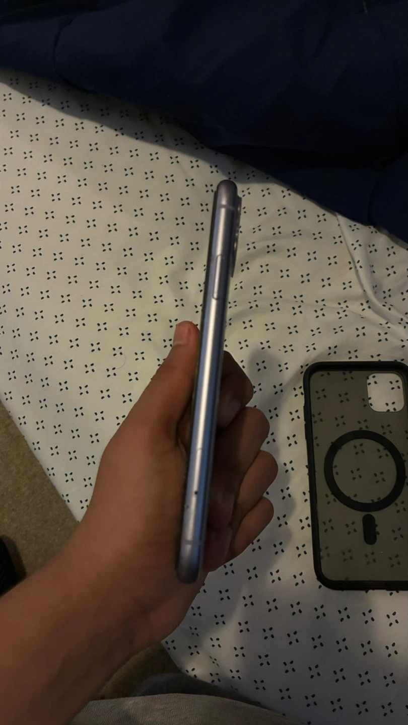 Apple iPhone 11 - Purple - photo 5