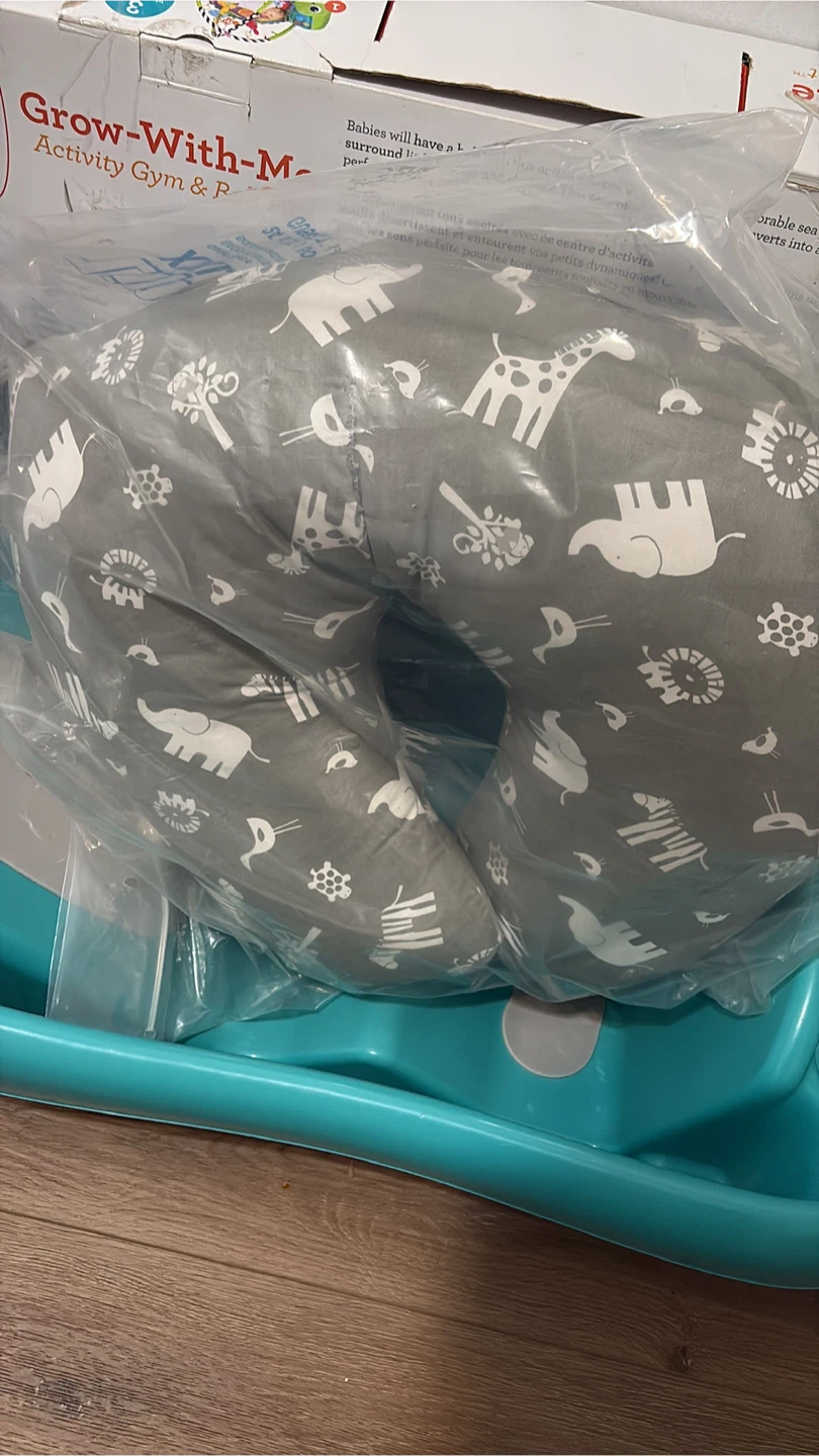Nursing Pillow with Animal Print