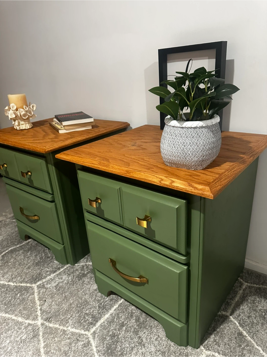 Pair of Green Nightstands with Oak Tops - photo 5